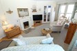 Lounge/Dining
