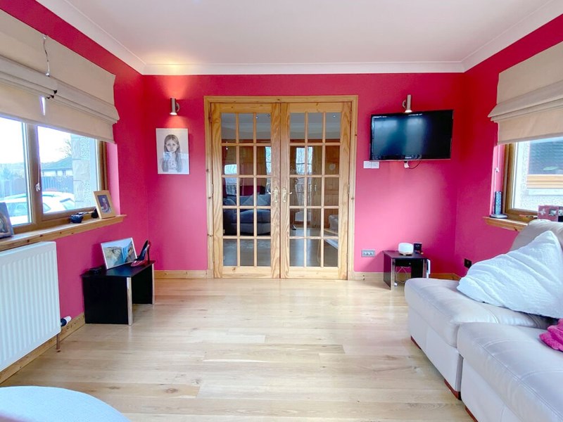 8 Druid Temple Crescent, IV2 6UT