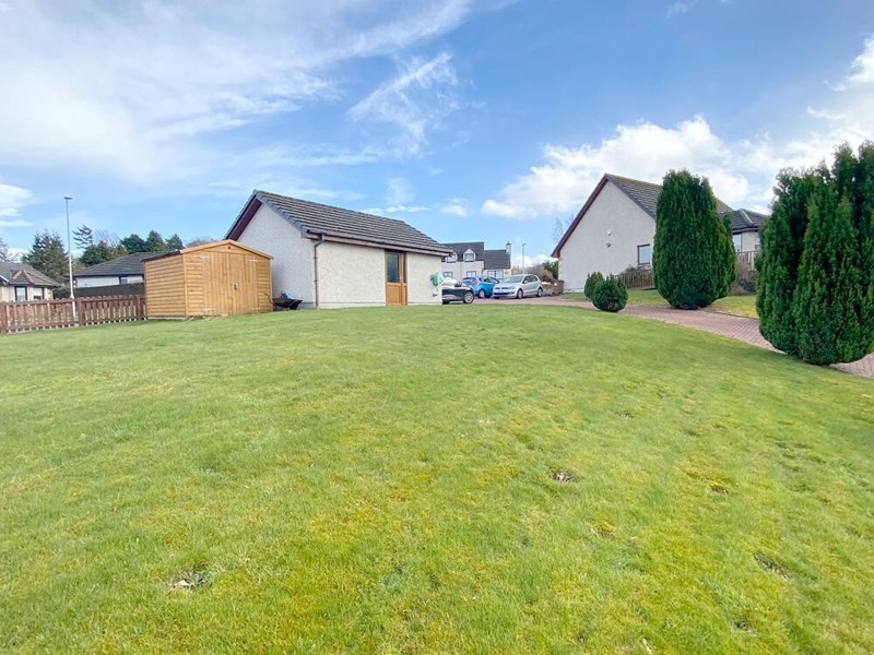 8 Druid Temple Crescent, IV2 6UT