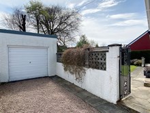 35 Broom Drive, IV2 4EG
