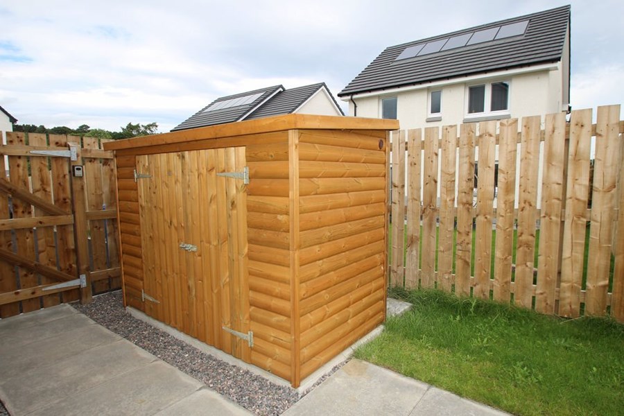 8 Conon Place, IV2 6HS