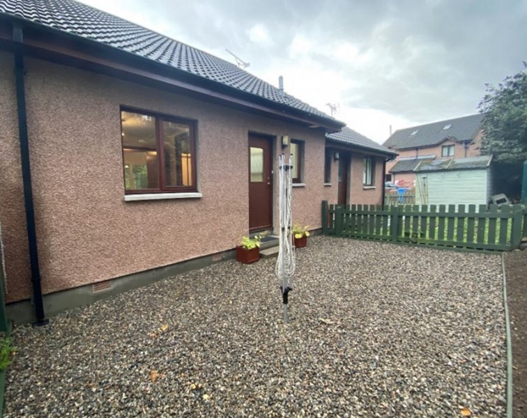 3 Station Court, MUNLOCHY, IV8 8NA
