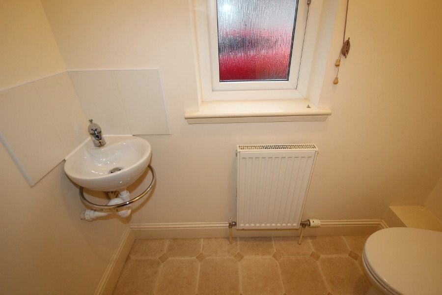 11 Woodgrove Crescent, IV2 5HN
