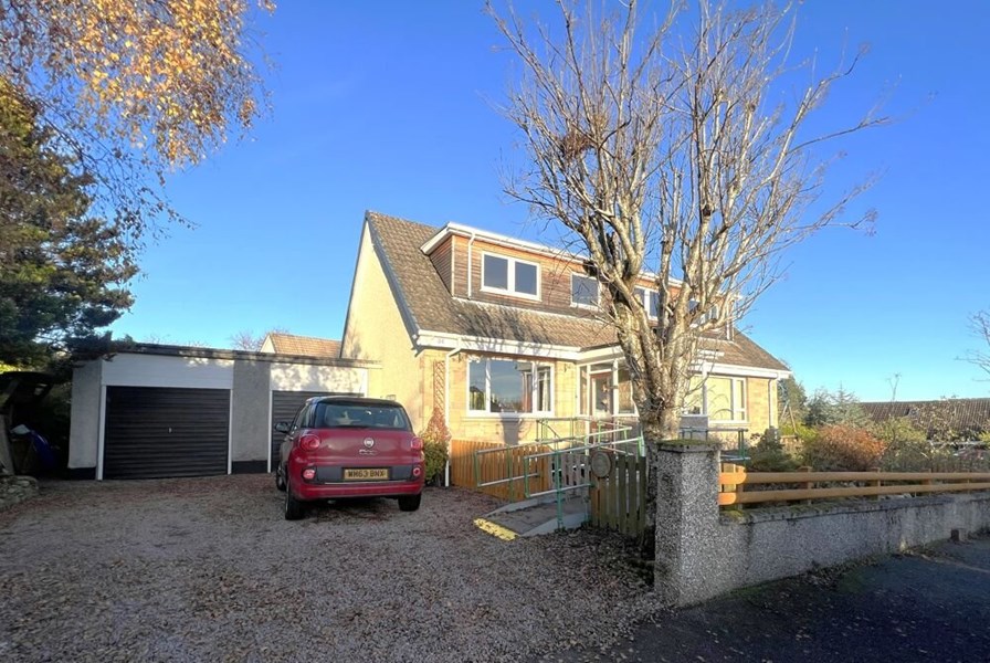 Ledgowan, 36 Rosshill Drive, IV7 8EN