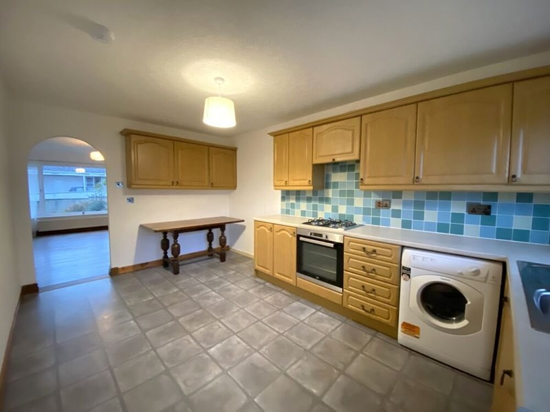 32 Leachkin Avenue, IV3 8LH