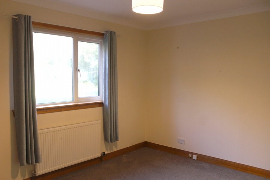 Moulinard, 16 Mill Crescent, North Kessock Inverness, IV1 3XY