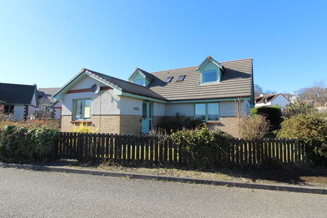 Torwood, 16 Greenside Avenue, Rosemarkie IV10 8XA