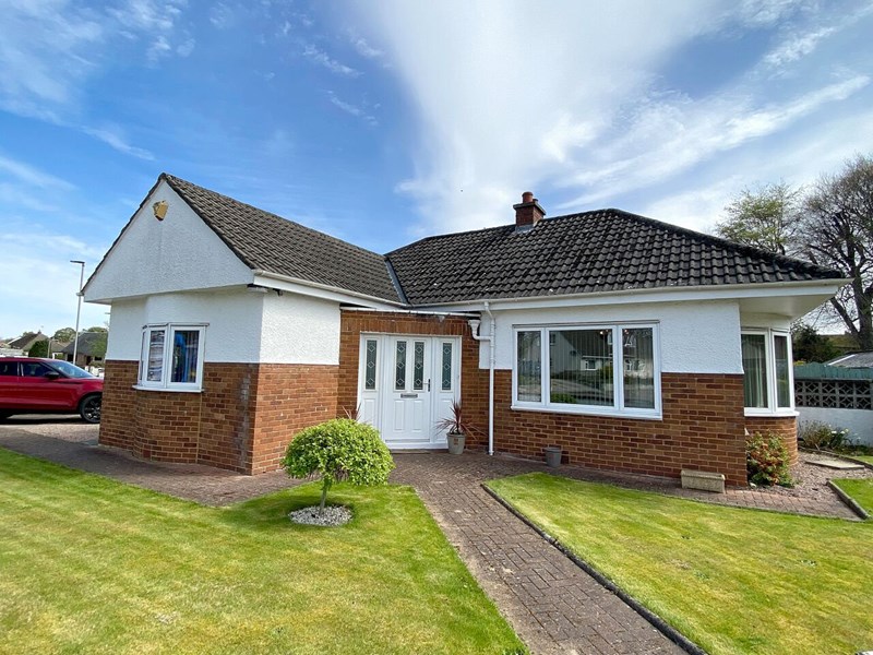 35 Broom Drive