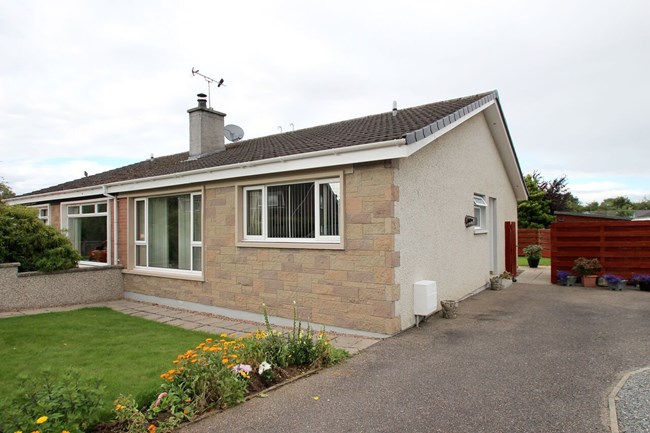 10 Dornie Place, Inverness IV2 4BX