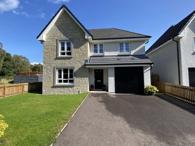36 Mingary Crescent, Ness Castle, Inverness IV2 6FQ