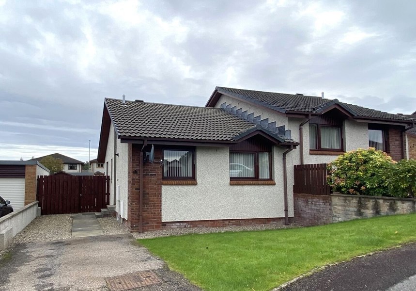 11 Towerhill Place, IV2 5FN