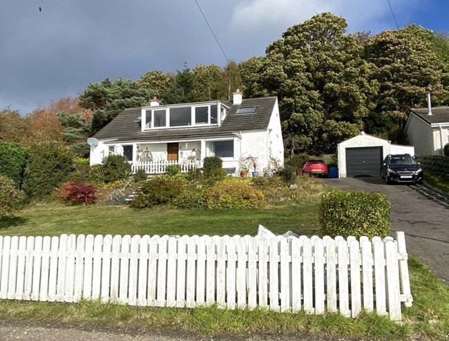 Camusfearna, Charleston, North Kessock IV1 3YA