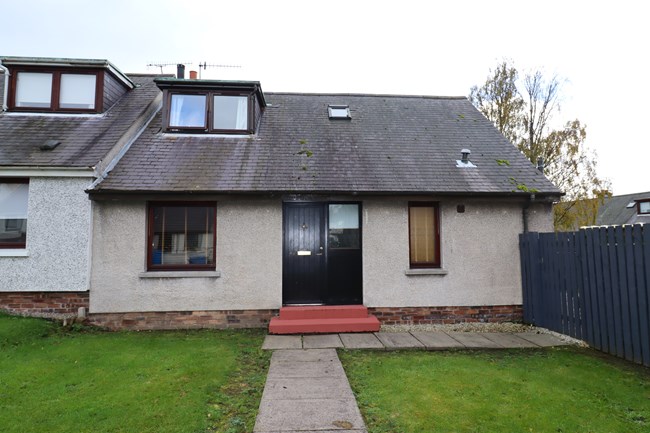 42 Highfield Circle, Muir of Ord IV6 7TF