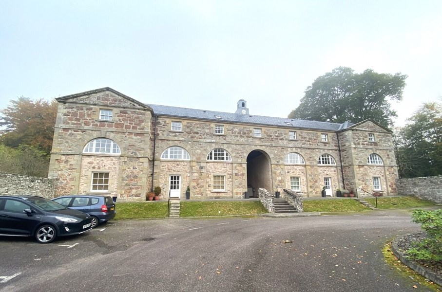 4 Culloden Stables, Barn Church Road, IV2 7WB