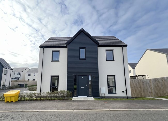 6 Maclachlan Place, Stratton, Inverness IV2 7BA