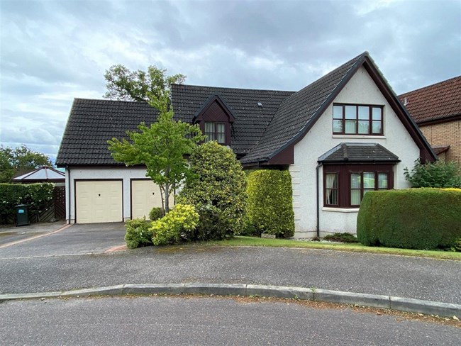 82 Drumsmittal Road, North Kessock IV1 3JU
