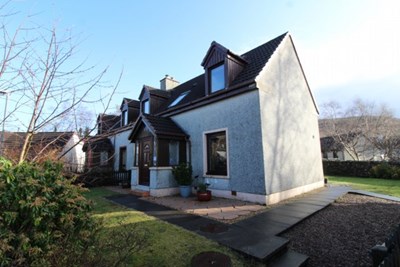 7 Vyner Place, Ullapool